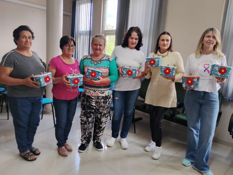 oficinas-de-artesanato-para-mulheres-fortalecem-grupos