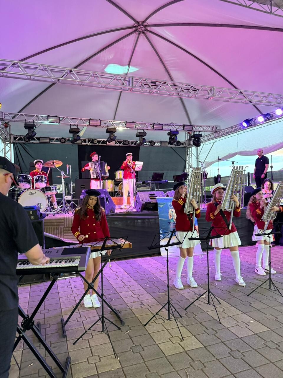 WhatsApp Image 2025-12-08 at 17.18.08 (1).jpeg