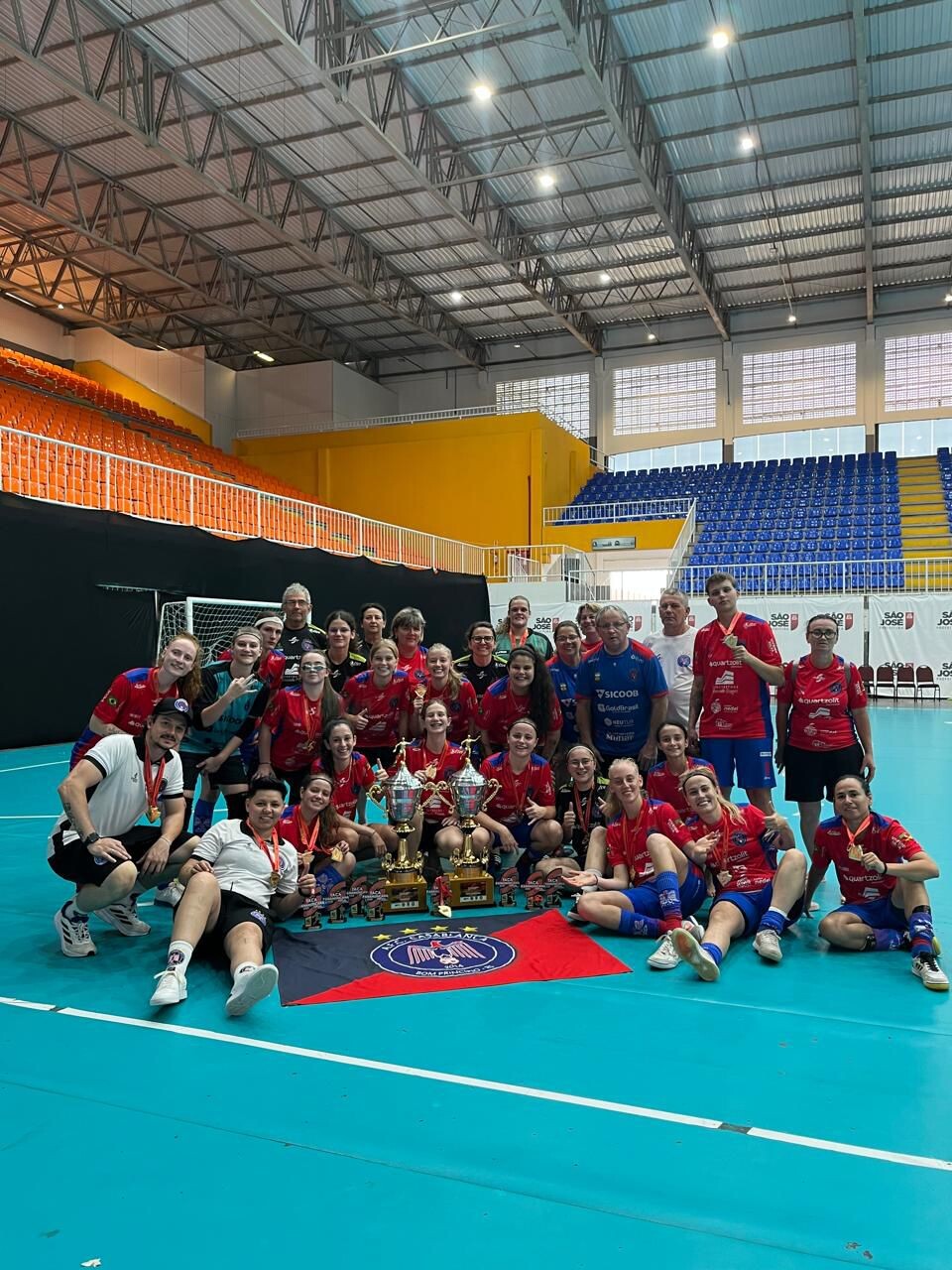 casablanca-conquista-titulo-sub-18-e-faz-historia-na-taca-panamericana-de-futsal-feminino-2025