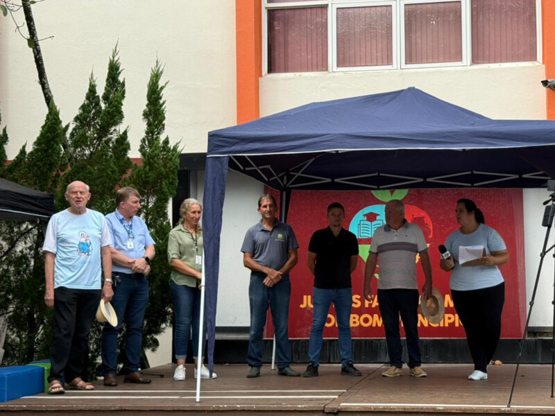 feira-de-troca-de-sementes-e-mudas-reune-municipios-da-regiao-e-valoriza-saberes-tradicionais