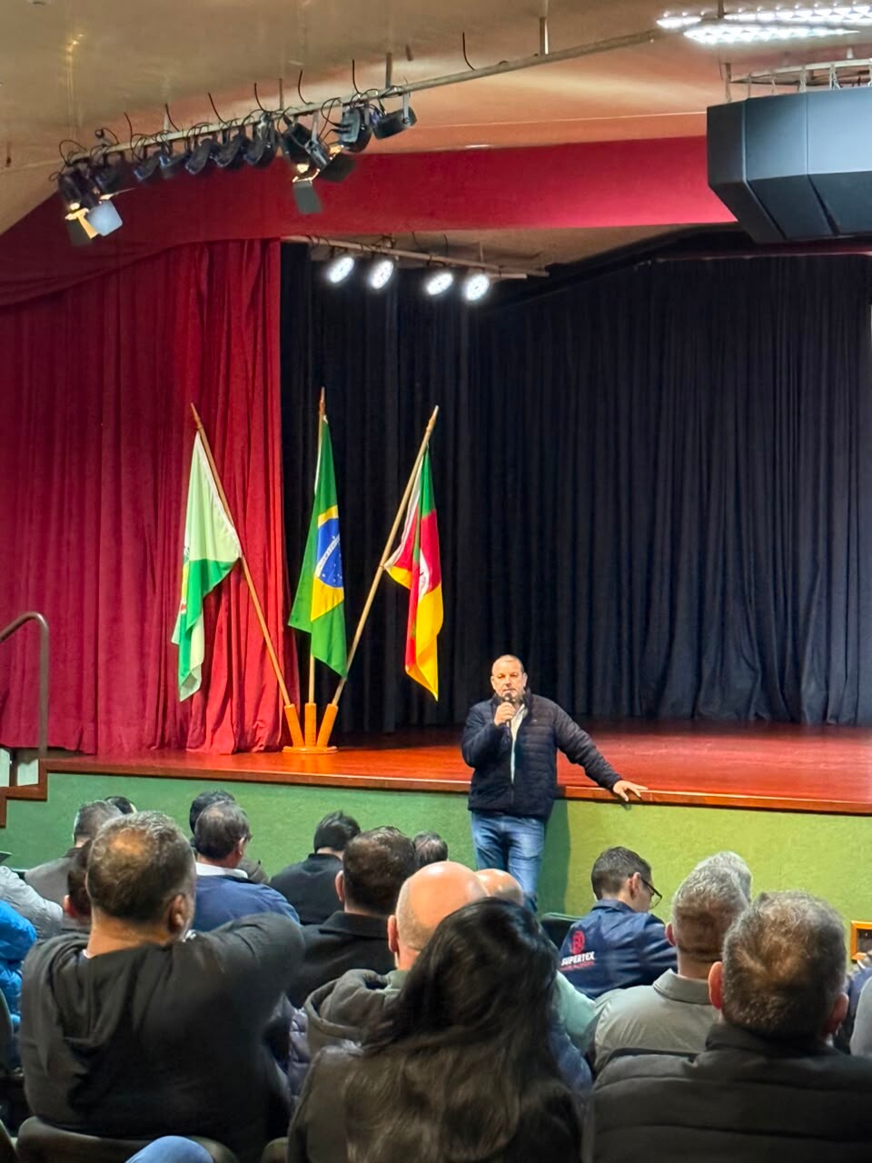 seminario-debate-solucoes-em-pavimentacao-urbana-de-concreto-e-gestao-da-infraestrutura